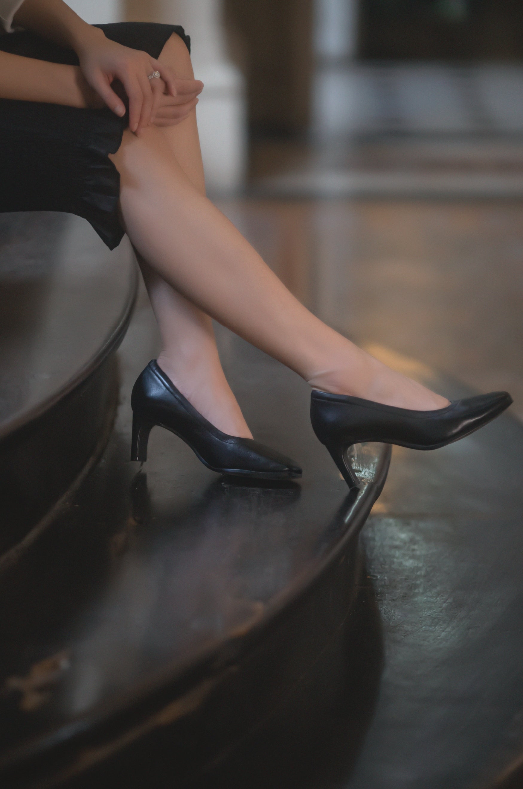 Seren55 Soft Black Leather